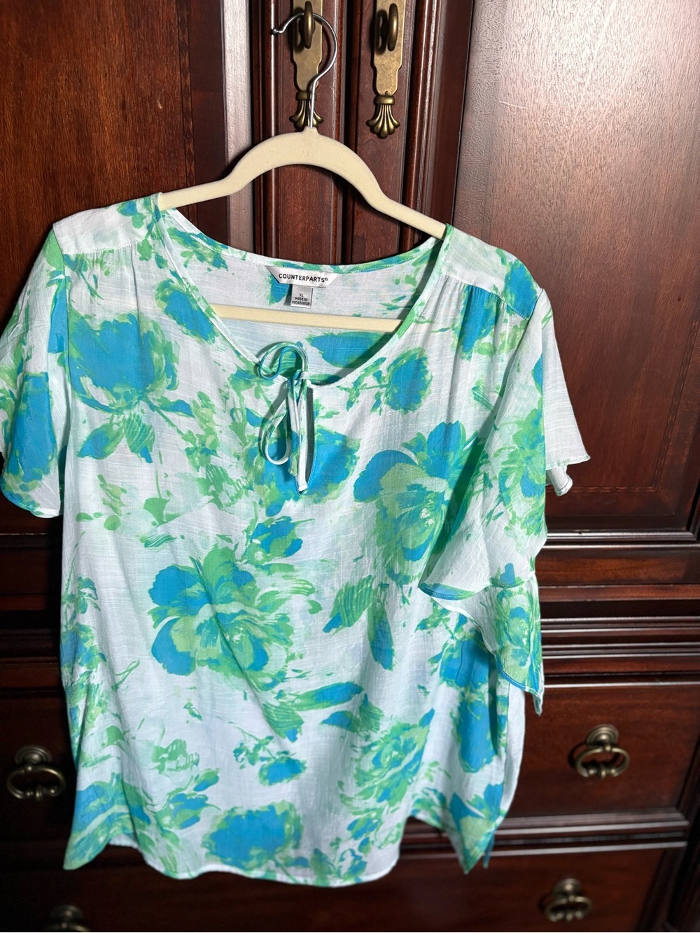 Counterparts Women's Blue & Green Floral Tie-Front Blouse